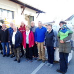 Helferteam beim Beladen © Anton Hötzelsberger